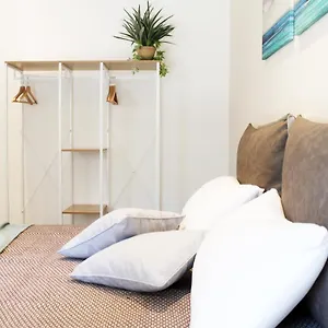 https://bari-rooms-city-center.barihotels.org